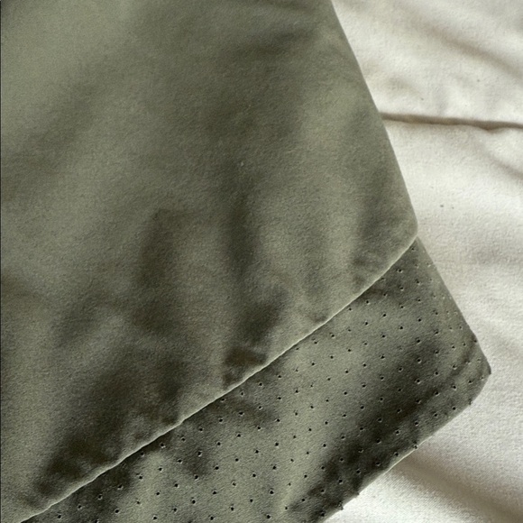 REI women’s lined hiking / running shorts - M - Picture 5 of 8